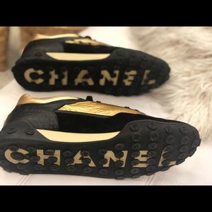 CHANEL Shoes - LIKE NEW~MEN’S CHANEL BLACK/GOLD SNEAKERS~ SIZE:13 CHANEL Shoes - LIKE NEW~MEN’S CHANEL BLACK/GOLD SNEAKERS~ SIZE:13